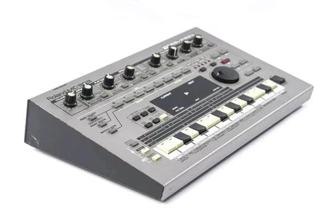 Roland MC-303 Groovebox