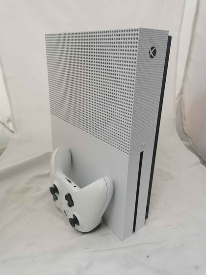 Xbox One S Console, 500GB, White, Unboxed- Game Pad Battery Only