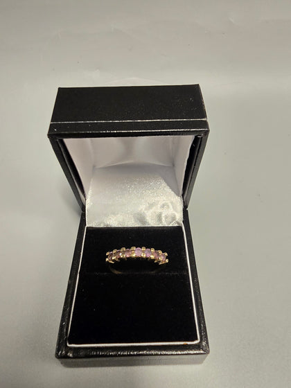 9ct Gold Ring with purple stone 375 2.1G Size P