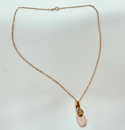 18ct rose gold chain with pendant 16