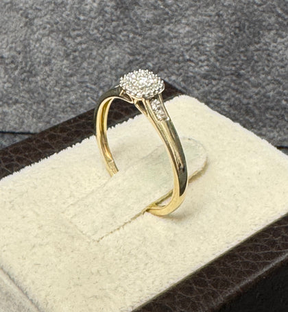 9ct Yellow & White Gold Diamond Ring Size - N