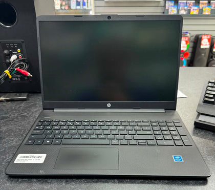 HP Laptop - 4GB RAM - 128GB SSD - Windows 11 -