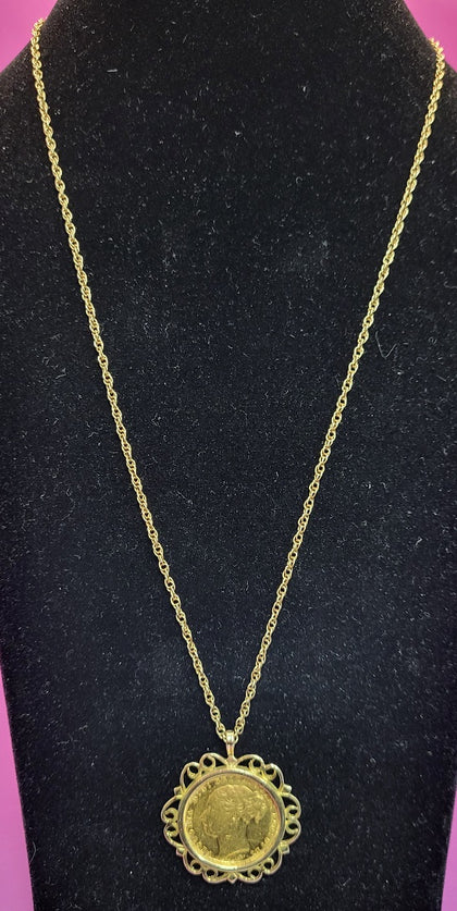 22ct Mounted Full sovereign 1887 -  With 9ct Yellow Gold Mount And Chain - Total 14.3G - 20