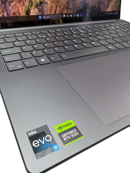 LENOVO YOGA PRO 9  GAMING LAPTOP I9/RTX 4060 PRESTON STORE