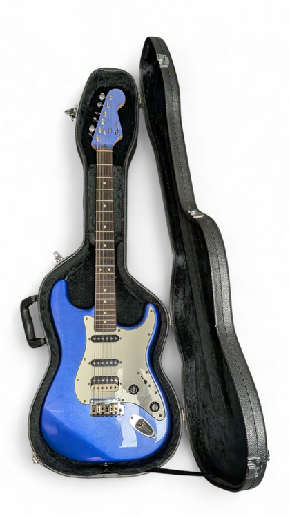 Squier Contemporary Stratocaster HSS RW, Ocean Blue Metallic w/ Hard Case