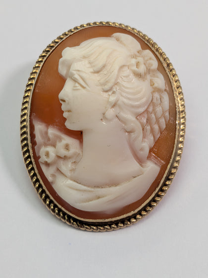 9ct Gold Cameo Brooch