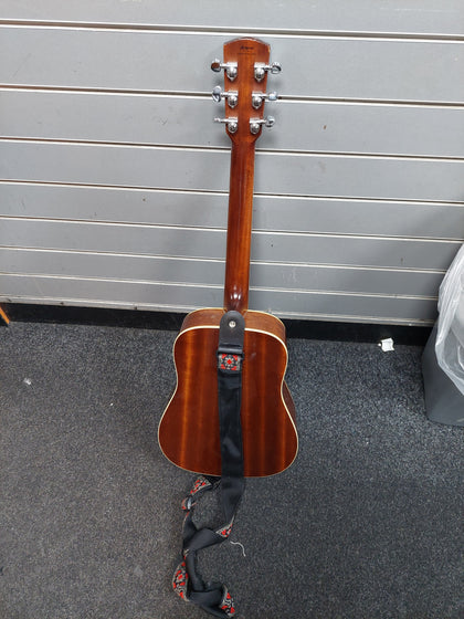 Alvarez travel sized Guitar with bag-scuffs on Guitar head