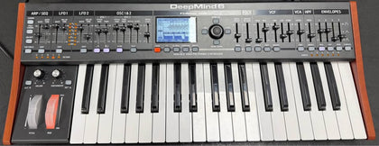 Behringer Deepmind 6 - 37 Note Compact Synthesiser, Boxed