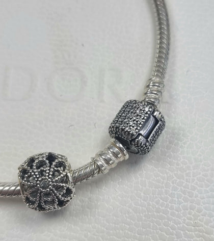 Pandora Moments Sparkling Bracelet with Charm 18cm
