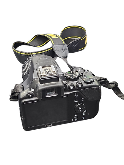 Nikon D5300 SLR Camera with 18-55mm Lens