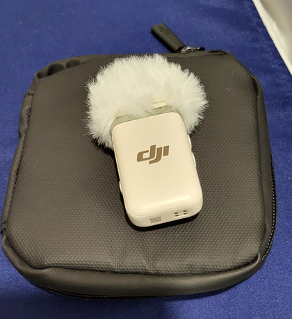 DJi Mic 2 Transmitter / Microphone Pearl White - with case.