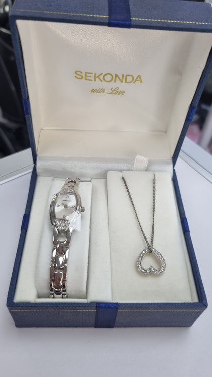 Ladies Sekonda and necklace LEYLAND.