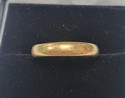22ct  Yellow Gold Band Ring - 4.20G - Size J - Hallmarked