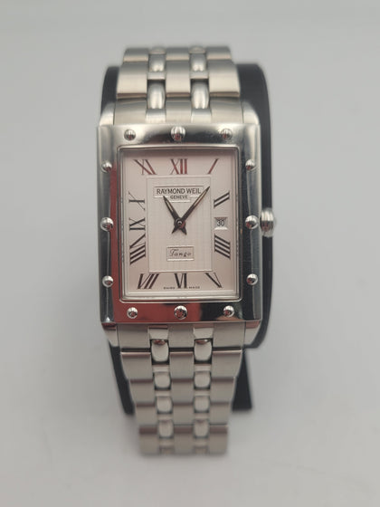 Raymond weil  collection tango Mens quartz stainless Steel sapphire glass watch with full bracelet, box and papers