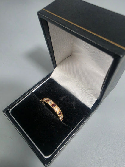 9CT Gold Ring 2.3G 375 Size O With Red and White Stones