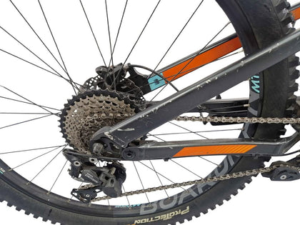 Boardman Mountain Bike - MTR 8.8, XL Frame, 27.5