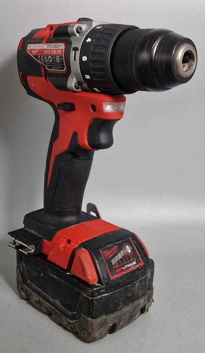 Milwaukee M18 CBLPD Cordless Hammer Drill with 5.0h Battery, charger and case