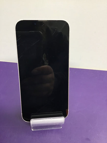 iPhone 13 pink