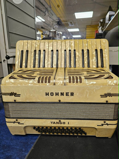 HOHNER ACCORDIAN TAGO I