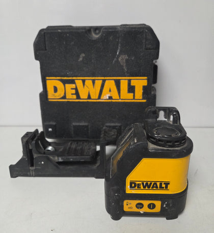 DeWalt DW088K Self-Levelling Cross Line Laser (Red)