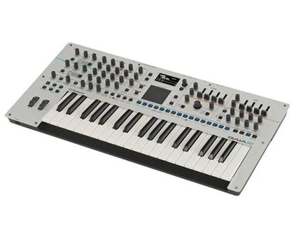 Roland GAIA 2 Synthesizer