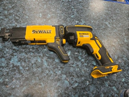 DEWALT DCF6202