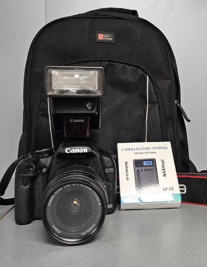 Canon EOS 500D + 18-55mm + flash