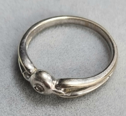 9ct White Gold Diamond Ring Size 