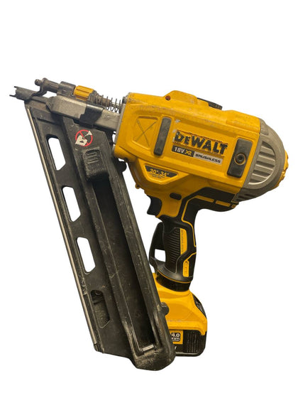dewalt dcn692 nail gun  **COLLECTION ONLY - NETHERTON**