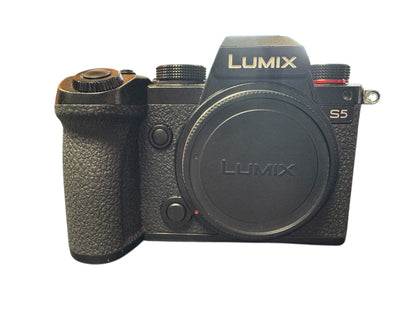 Panasonic Lumix DC-S5 Body Only - Mirrorless Camera