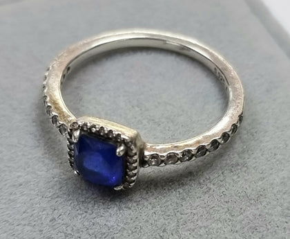 Pandora Sparkling Blue Halo Ring Size 58 (R)