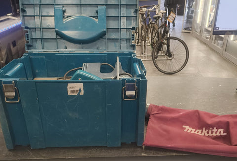 Makita 1923h 82mm Electric Planer And Case 240v