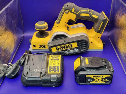 Dewalt DCP580 18v Brushless Planer With 4.0Ah Battery and Charger