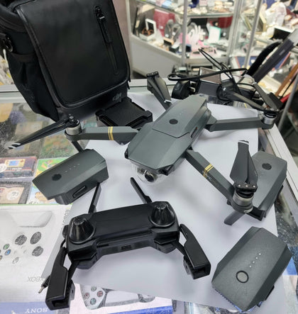 DJI Mavic Pro 4K Camera Drone + 5 Batteries