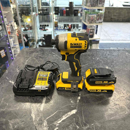DEWALT DCF809 18V Cordless Impact Driver + X3 Batteries & Charger