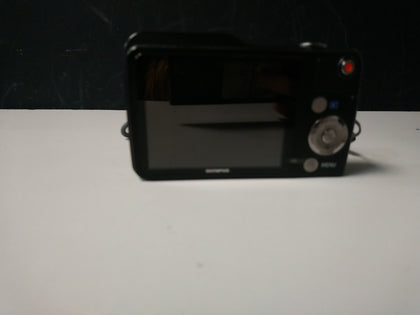 Olympus VG-170 Digital 14 Megapixel with 5x wide-angel Optical Zoom 3.0-Inch Display