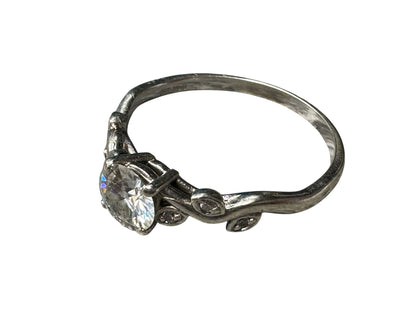 Ladies 9ct White Gold Ring
