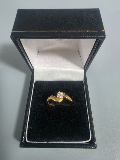 9CT Gold Ring With Stone 2.6G HM SIZE L