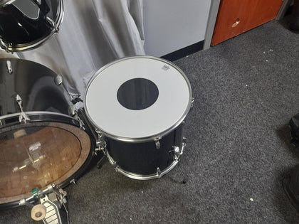 Pearl Forum Black Drum Set