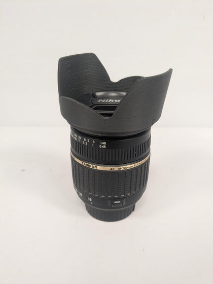 Tamron 18-200mm f3.5-6.3 Nikon lens
