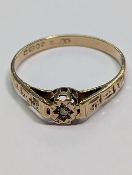 9CT Diamond Ring
