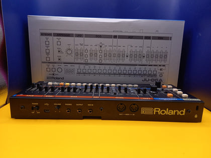 Roland JU-06A
