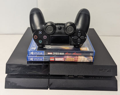 Sony Playstation 4 500GB Console & 2 Games
