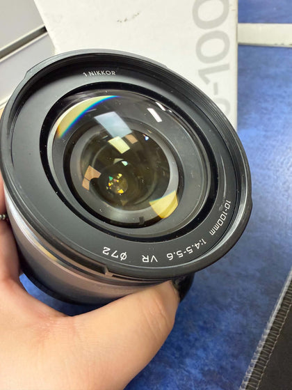 Nikkor vr 10-100mm f/4.5-5.6 pd-zoom lens