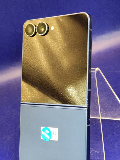 Samsung Galaxy Z Flip7 - 512GB (Unlocked) Dark Blue