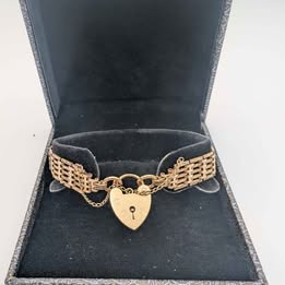 9ct Yellow Gold Fancy Link Gate Bracelet With A Heart Padlock Clasp And Safety Chain - 14.96 Grams - 8