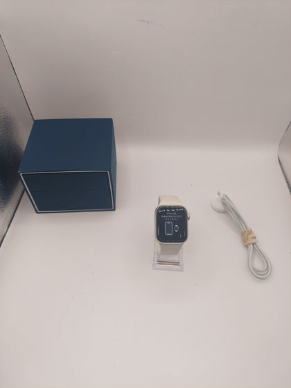 Apple Watch SE 2nd Gen GPS with strap Starlight Aluminium 40mm