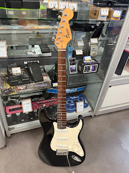 Fender Squier Affinity Series Black  6-string Guitar