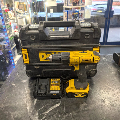 DeWalt 18V Brushed Cordless Power Combi drill DCD776 - 5.0AH Battery Charger Case