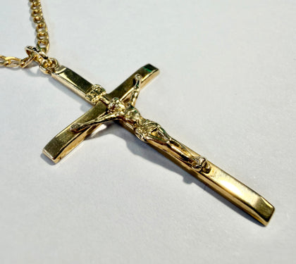 9ct yellow gold curb chain with cross 18